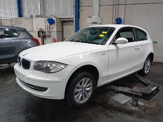BMW 1-serie 1 serie (E81) Hatchback 3-drs 118i 16V (N43-B20A) [105kW]  (09-2006/12=
-2011) picture 1