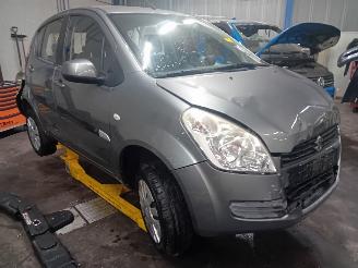 Suzuki Splash Splash MPV 1.2 16V (K12B) [63kW]  (01-2008/08-2010) picture 2