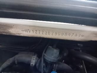 Volkswagen Crafter Crafter Van 2.5 TDI 30/32/35/46/50 (BJL) [100kW]  (04-2006/07-2011) picture 6