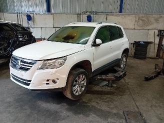 Volkswagen Tiguan Tiguan (5N1/2) SUV 2.0 TSI 16V 4Motion (CCZA(Euro 5)) [147kW]  (09-200=
7/07-2018) picture 1