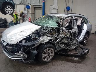 Volkswagen Golf Golf VIII Variant (GC5) Combi 1.0 eTSI 12V (DLAA) [81kW]  (06-2020/...=
) picture 1