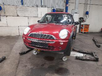 Sloopauto Mini Mini Mini One/Cooper (R50) Hatchback 1.6 16V One (W10-B16A) [66kW]  (06-200=
1/03-2007) 2006
