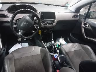 Peugeot 2008 2008 (CU) MPV 1.2 12V e-THP PureTech 130 (EB2DTS(HNY)) [96kW]  (01-201=
5/12-2019) picture 5