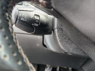 Peugeot 208 208 I (CA/CC/CK/CL) Hatchback 1.6 Vti 16V (EP6C(5FS)) [88kW]  (03-2012=
/12-2019) picture 14