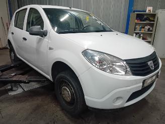 Dacia Sandero Sandero I (BS) Hatchback 1.2 16V (D4F-732(D4F-F7)) [55kW]  (11-2008/12=
-2012) picture 2