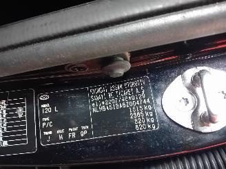 Hyundai I-20 i20 Hatchback 1.2i 16V (G4LA) [57kW]  (09-2008/12-2012) picture 6