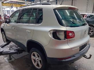 Volkswagen Tiguan Tiguan (5N1/2) SUV 1.4 TSI 16V 4Motion (BWK) [110kW]  (09-2007/...) picture 4