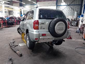 Toyota Rav-4 RAV4 (A2) Terreinwagen 1.8 16V VVT-i 4x2 (1ZZFE) [92kW]  (08-2000/11-2=
005) picture 4