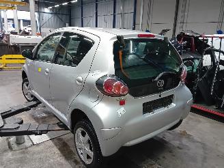 Toyota Aygo Aygo (B10) Hatchback 1.0 12V VVT-i (1KR-FE) [50kW]  (07-2005/05-2014) picture 4