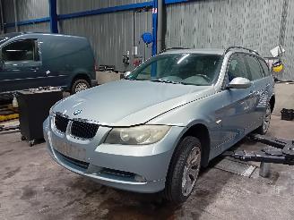 Sloopauto BMW 3-serie 3 serie Touring (E91) Combi 320i 16V (N43-B20A) [125kW]  (02-2007/12-2=
012) 2007