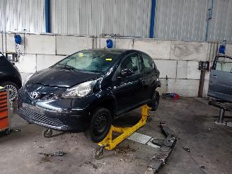 Vrakbiler auto Toyota Aygo Aygo (B10) Hatchback 1.0 12V VVT-i (1KR-FE) [50kW]  (07-2005/05-2014) 2008/0