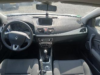 Renault Mégane Megane III Berline (BZ) Hatchback 5-drs 1.4 16V TCe 130 (H4J-700(H4J-A=
7)) [96kW]  (04-2009/02-2016) picture 11