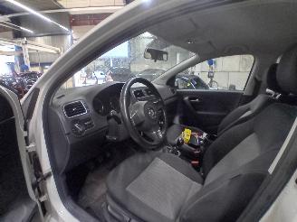 Volkswagen Polo Polo V (6R) Hatchback 1.2 TDI 12V BlueMotion (CFWA(Euro 5)) [55kW]  (1=
0-2009/05-2014) picture 5