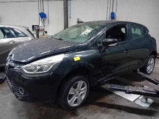 Uttjänta bilar auto Renault Clio Clio IV (5R) Hatchback 5-drs 0.9 Energy TCE 90 12V (H4B-400(H4B-A4)) [=
66kW]  (11-2012/08-2021) 2012/0