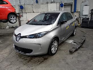 Uttjänta bilar auto Renault Zoé Zoé (AG) Hatchback 5-drs R90 (5AQ-601) [68kW]  (09-2016/03-2024) 2015/11