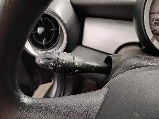 Mini Mini Mini (R56) Hatchback 1.4 16V One (N12-B14A) [55kW]  (03-2009/03-2010) picture 13