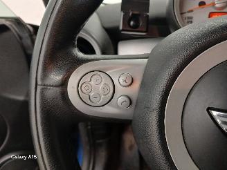 Mini Mini Mini (R56) Hatchback 1.6 16V Cooper (N12-B16A) [88kW]  (10-2006/02-201=
2) picture 13