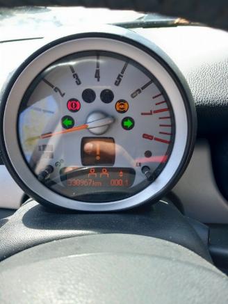 Mini Mini Mini (R56) Hatchback 1.6 16V Cooper (N12-B16A) [88kW]  (10-2006/02-201=
2) picture 2