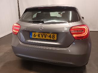 Mercedes A-klasse A (W176) Hatchback 1.6 A-180 16V (M270.910) [90kW]  (09-2012/05-2018) picture 9