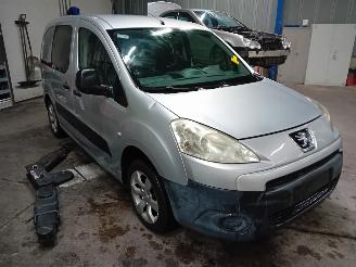 Peugeot Partner Partner/Ranch (GC/GF/GG/GJ/GK) Van 1.6 HDI 90 16V (DV6AUTED4(9HX)) [66=
kW]  (04-2008/...) picture 2