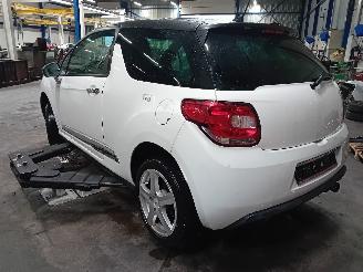 Citroën DS3 DS3 (SA) Hatchback 1.2 12V PureTech 82 (EB2F(HMZ)) [60kW]  (01-2013/03=
-2015) picture 4