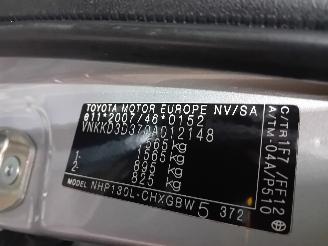 Toyota Yaris Yaris III (P13) Hatchback 1.5 16V Hybrid (1NZ-FXE) [74kW]  (03-2012/09=
-2020) picture 6