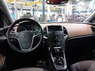 Opel Astra Astra J Sports Tourer (PD8/PE8/PF8) Combi 1.4 Turbo 16V (A14NET(Euro 5=
)) [88kW]  (10-2010/04-2016) picture 5