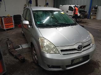 Toyota Corolla Corolla Verso (R10/11) MPV 1.8 16V VVT-i (1ZZFE) [95kW]  (04-2004/03-2=
009) picture 2