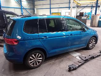 Volkswagen Touran Touran (5T1) MPV 1.6 TDI SCR BlueMotion Technology (DGDA) [85kW]  (05-=
2016/12-2021) picture 3