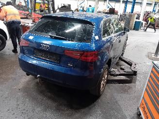 Audi A3 A3 (8V1/8VK) Hatchback 3-drs 1.6 TDI Ultra 16V (CRKB(Euro 5)) [81kW]  =
(09-2013/12-2017) picture 3