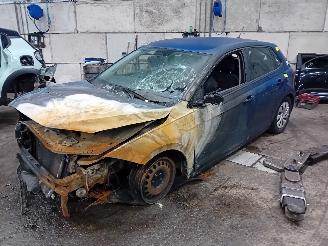 Uttjänta bilar auto Volkswagen Polo Polo VI (AW1) Hatchback 5-drs 1.0 TSI 12V (DUSB) [70kW]  (06-2017/...)= 2019/5