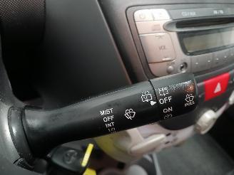 Toyota Aygo Aygo (B10) Hatchback 1.0 12V VVT-i (1KR-FE) [50kW]  (07-2005/05-2014) picture 14