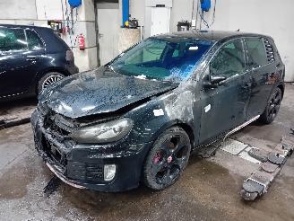 Volkswagen Golf Golf VI (5K1) Hatchback 2.0 GTI 16V (CCZB(Euro 5)) [155kW]  (04-2009/1=
1-2012) picture 1