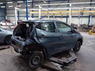 Toyota Aygo Aygo (B40) Hatchback 1.0 12V VVT-i (1KR-FE) [51kW]  (05-2014/06-2018) picture 3