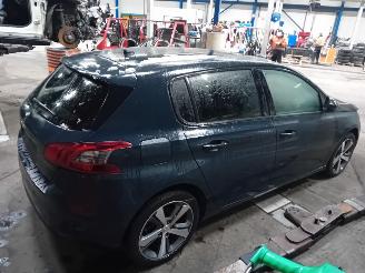 Peugeot 308 308 (L3/L8/LB/LH/LP) Hatchback 5-drs 1.2 12V e-THP PureTech 130 (EB2DT=
S(HNY)) [96kW]  (11-2013/06-2021) picture 3
