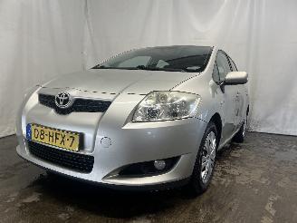 damaged passenger cars Toyota Auris Auris (E15) Hatchback 1.6 Dual VVT-i 16V (1ZRFE) [91kW]  (03-2007/09-2=
012) 2008/11