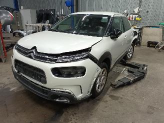 Vaurioauto  passenger cars Citroën C4 C4 Cactus (0B/0P) Hatchback 5-drs 1.2 PureTech 110 12V (EB2ADT(HNP)) [=
81kW]  (09-2014/...) 2019/5