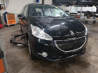 Peugeot 208 208 I (CA/CC/CK/CL) Hatchback 1.2 Vti 12V PureTech 82 (EB2F(HMZ)) [60k=
W]  (03-2012/12-2019) picture 2