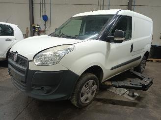 skadebil auto Fiat Doblo Doblo Cargo (263) Van 1.3 D Multijet (199.A.3000) [66kW]  (02-2010/12-=
2023) 2011/10