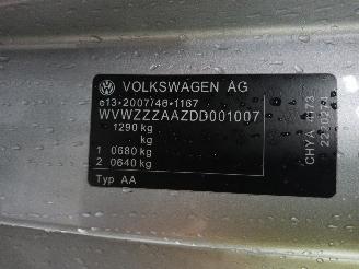 Volkswagen Up! Up! (121) Hatchback 1.0 12V 60 (CHYE) [44kW]  (08-2011/08-2020) picture 6