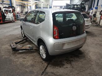 Volkswagen Up! Up! (121) Hatchback 1.0 12V 60 (CHYE) [44kW]  (08-2011/08-2020) picture 4