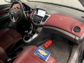 Daewoo Cruze Cruze (300) Sedan 2.0 D 16V (LLW) [92kW]  (05-2009/05-2011) picture 10