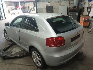 Audi A3 A3 (8P1) Hatchback 3-drs 1.4 TFSI 16V (CAXC) [92kW]  (09-2007/08-2012)= picture 4