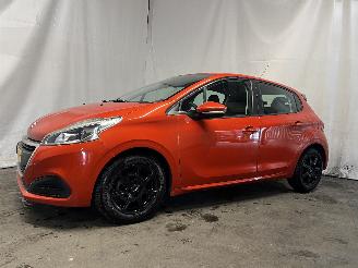 uszkodzony samochody osobowe Peugeot 208 208 I (CA/CC/CK/CL) Hatchback 1.2 Vti 12V PureTech 82 (EB2F(HMZ)) [60k=
W]  (03-2012/12-2019) 2015/10