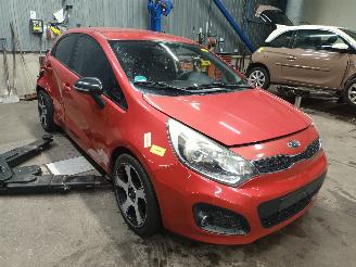 Kia Rio Rio III (UB) Hatchback 1.2 CVVT 16V (G4LA5) [63kW]  (09-2011/12-2017) picture 2