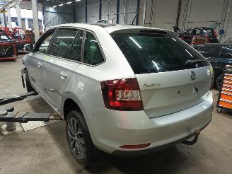 Skoda Rapid Rapid Liftback 1.0 TSI 12V (CHZB) [70kW]  (06-2017/12-2019) picture 4