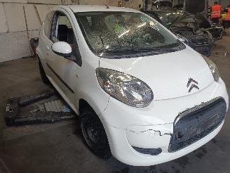 Citroën C1 C1 Hatchback 1.0 12V (384F(CFA)) [50kW]  (06-2005/09-2014) picture 2
