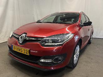 Schadeauto Renault Mégane Megane III Grandtour (KZ) Combi 5-drs 1.2 16V TCE 115 (H5F-400(H5F-A4)=
) [85kW]  (03-2012/02-2016) 2014/9
