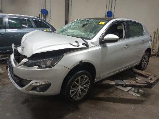 Damaged car Peugeot 308 308 (L3/L8/LB/LH/LP) Hatchback 5-drs 1.6 16V THP (EP6CDT(5FA)) [92kW] =
 (09-2013/06-2021) 2013/11