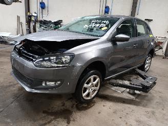 Vaurioauto  passenger cars Volkswagen Polo Polo V (6R) Hatchback 1.2 TSI (CBZB) [77kW]  (11-2009/05-2022) 2010/10